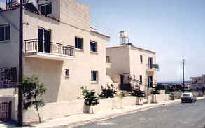 3 bed mot house in Mazotos cyprus side.jpg (21820 bytes)