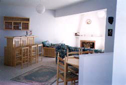 bar and living pissouri villa in cyprus.jpg (13625 bytes)