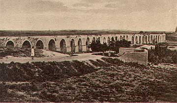 http://www.windowoncyprus.com/images/larnaca-the_aquaduct_at_kamares.JPG